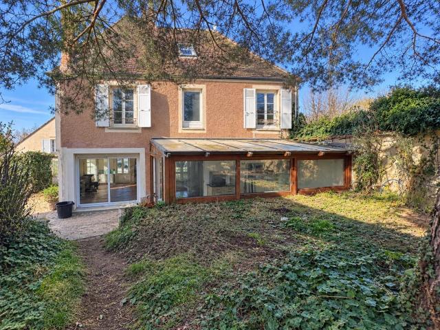 Maison vente à Saint-Sauveur-sur-École, Seine-et-Marne