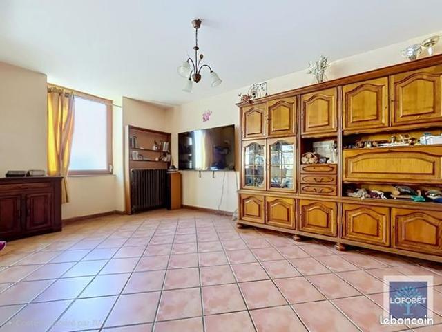Maison vente à Baignes-Sainte-Radegonde, Charente
