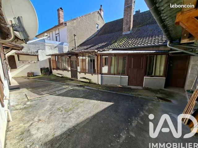 Maison vente à Louhans-Châteaurenaud, Saint-germain-du-bois