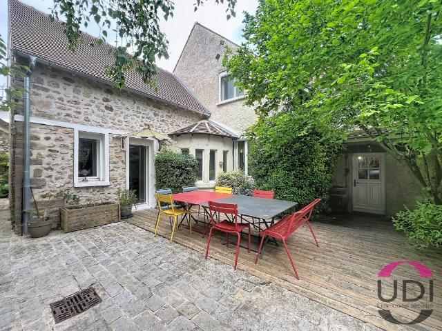 Maison vente à Évry, Fontenay-le-vicomte