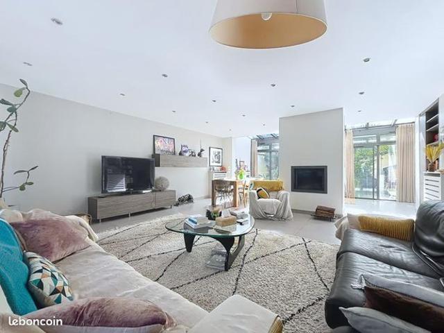 Maison vente à Dreux, Montreuil