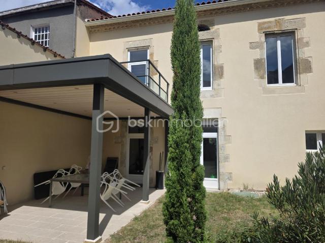 Maison vente à Nérac, Sos