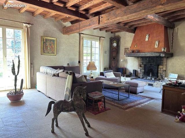Maison vente à Villeneuve-lès-Avignon, Gard