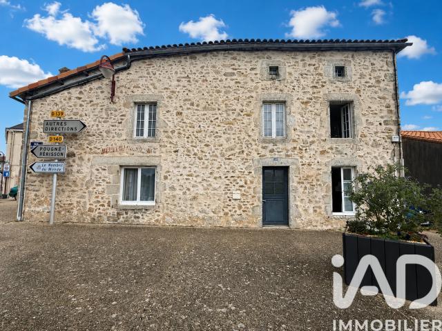 Maison vente à La Limousinière, Saint-Aubin-le-Cloud