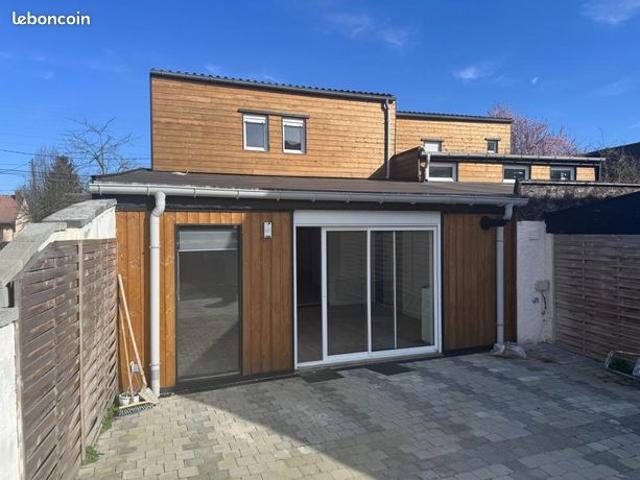 Maison vente à Lille, Moncheaux