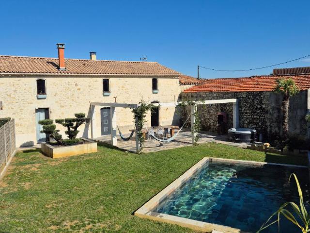 Maison vente à Lesparre-Médoc, Saint-germain-d'esteuil