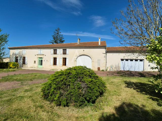 Maison vente à Jarnac-champagne