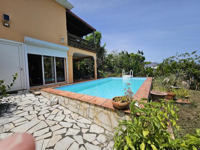 Maison vente à Guadeloupe