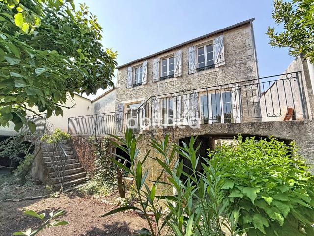 Maison vente à Ruffec, Charente