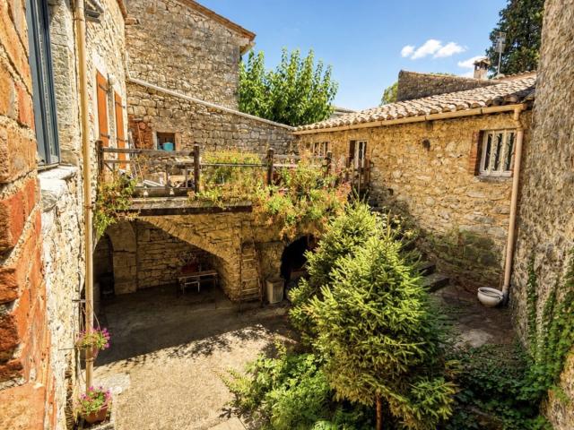 Maison vente à Saint-André-de-Cruzières, Ardèche