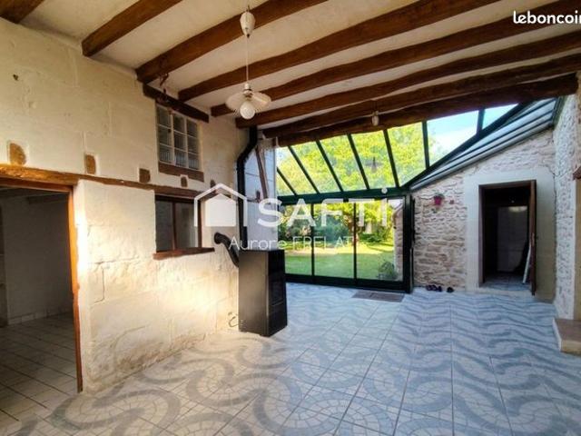 Maison vente à Tours, Sainte-catherine-de-fierbois