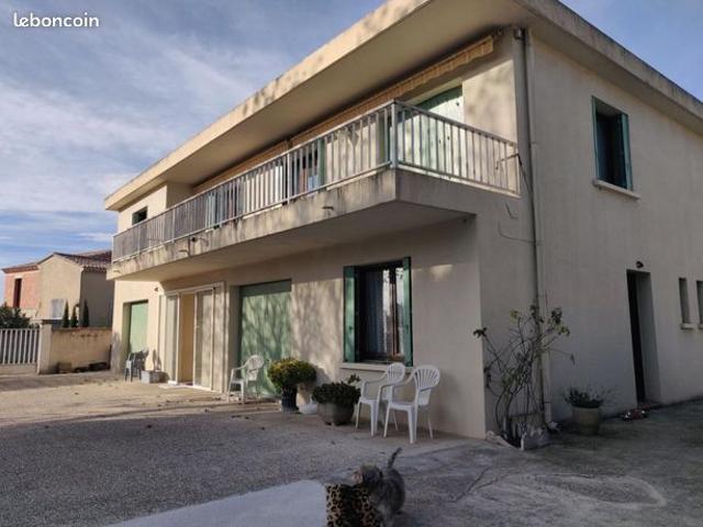 Maison vente à Arles, Rognonas