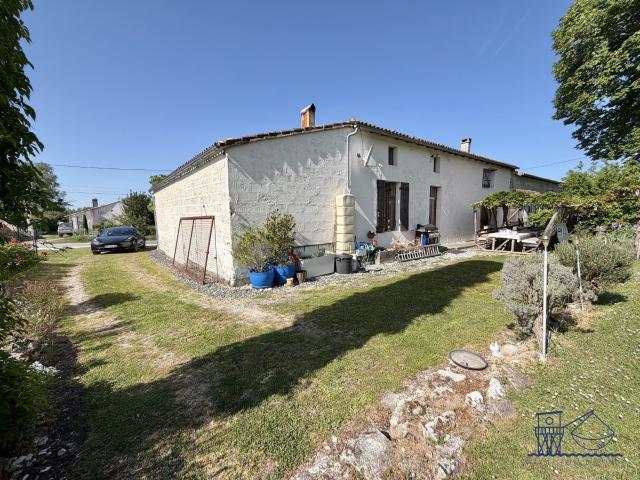 Maison vente à Jonzac, Saint-dizant-du-gua
