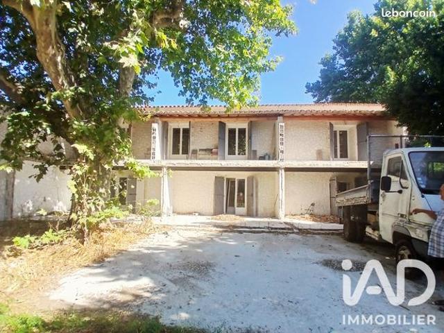 Maison vente à Tarascon, Bouches-du-Rhône