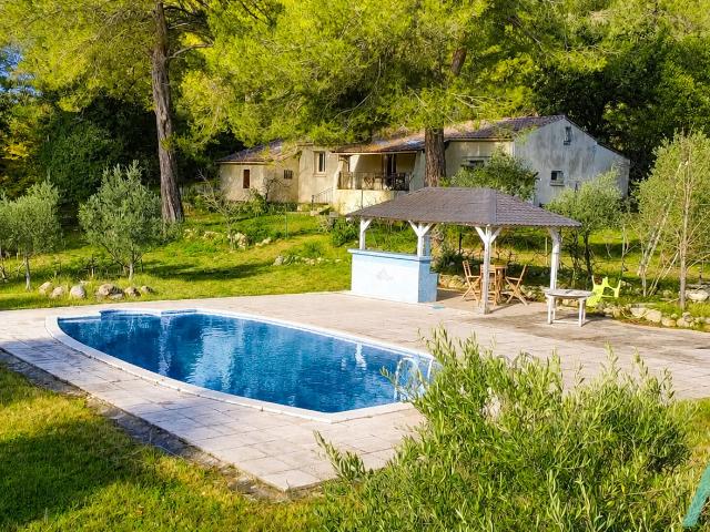 Maison vente à Arrondissement de Toulon, Signes