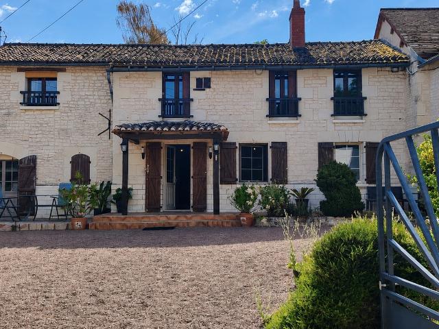 Maison vente à Chinon, La Tour-saint-gelin