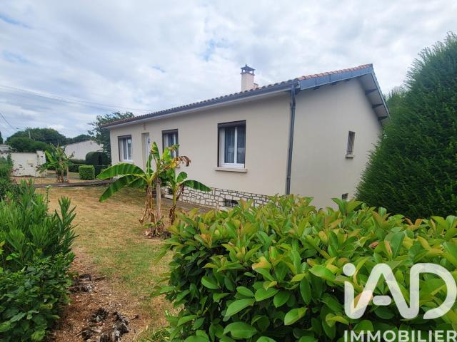 Maison vente à Saintes, Pisany
