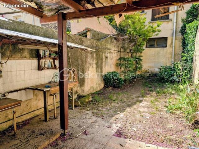 Maison vente à Nîmes, Montagnac