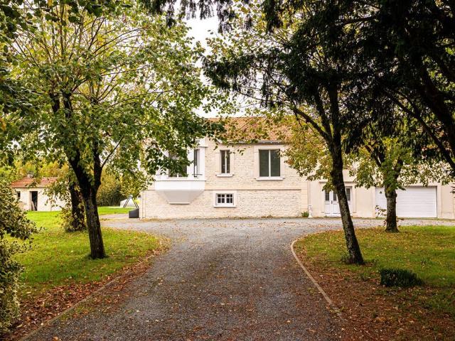 Maison vente à Niort, Nouvelle-Aquitaine