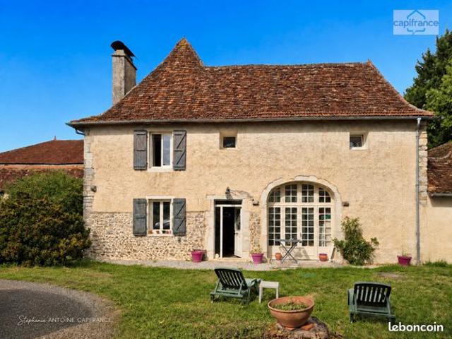 Maison vente à Oloron-Sainte-Marie, Sauveterre-de-béarn