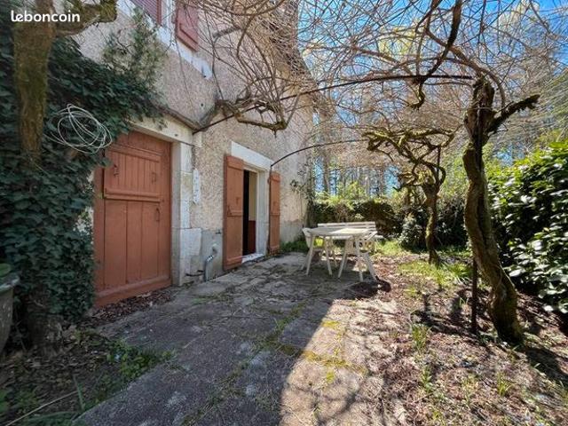 Maison vente à Confolens