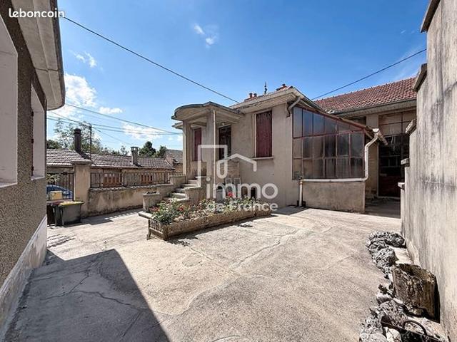 Maison vente à Nantua, Oyonnax