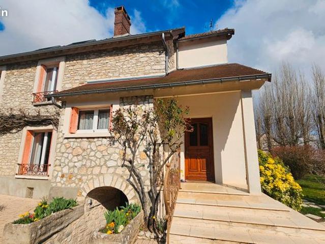 Maison vente à Vouziers, Marcq