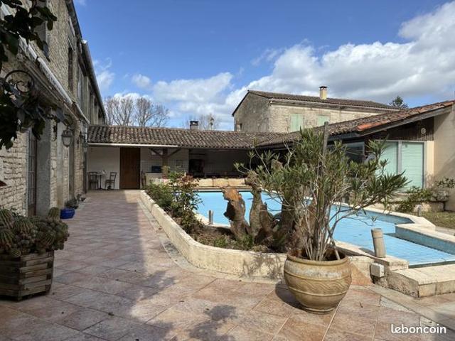 Maison vente à Niort, Epannes
