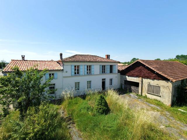 Maison vente à Saintes, Saint-sever-de-saintonge