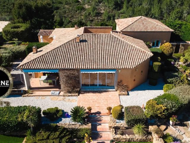Maison vente à Arrondissement de Toulon, La Cadière-d'azur