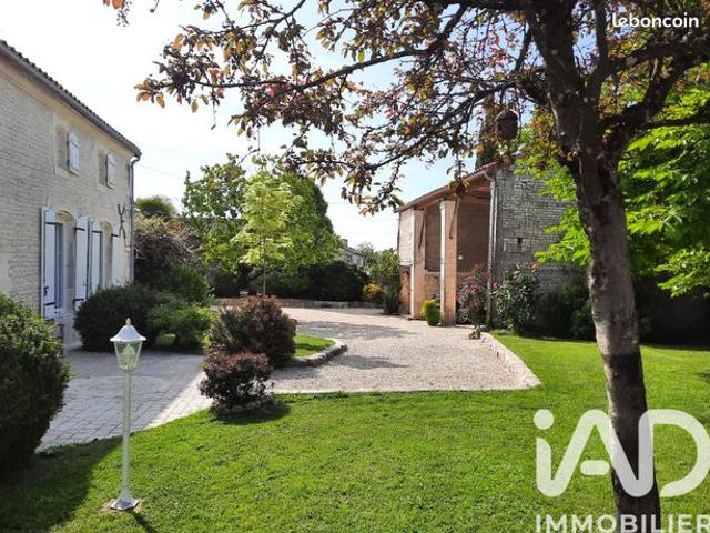 Maison vente à Cognac, Angeac-champagne