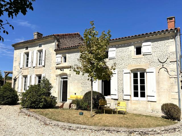 Maison vente à Roissac, Angeac-Champagne