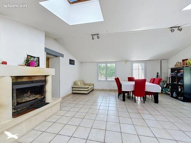 Maison vente à Fontenay-le-Comte, Chaillé-les-marais