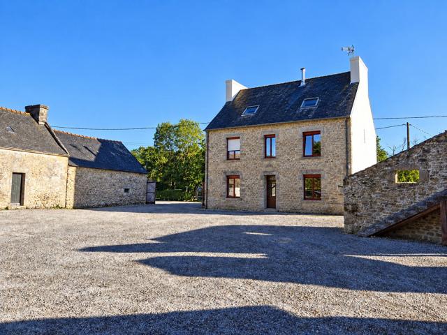 Maison vente à Kermenguy, Le Juch