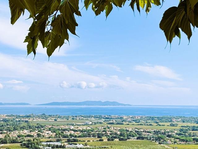 Maison vente à Arrondissement de Toulon, La Londe-les-maures