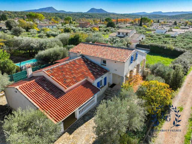 Maison vente à Brignoles, Tavernes