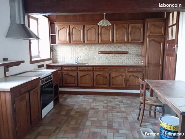 Maison vente à Lassay-les-Châteaux, Mayenne