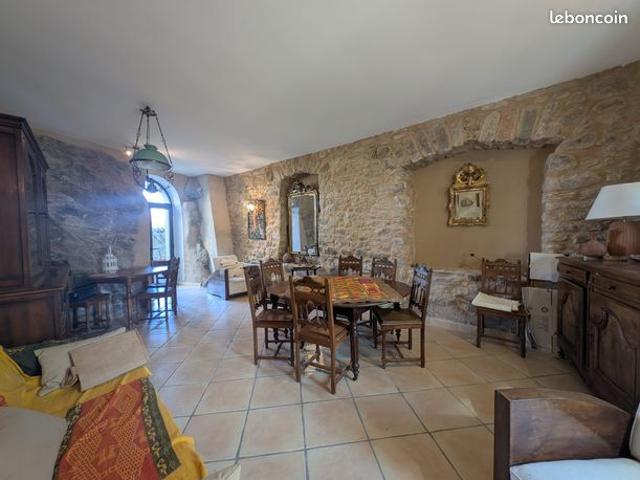 Maison vente à Carcassonne, Comigne
