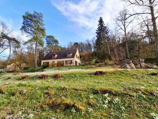 Maison vente à Fontainebleau, Poligny
