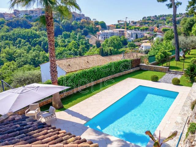 Maison vente à Grasse, Gattières