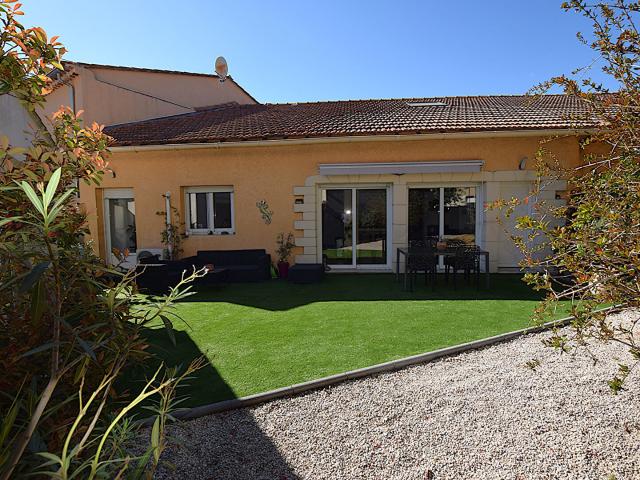 Maison vente à Arles, Cabannes