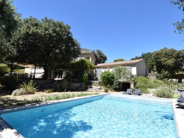 Maison vente à Saint-restitut, Planès