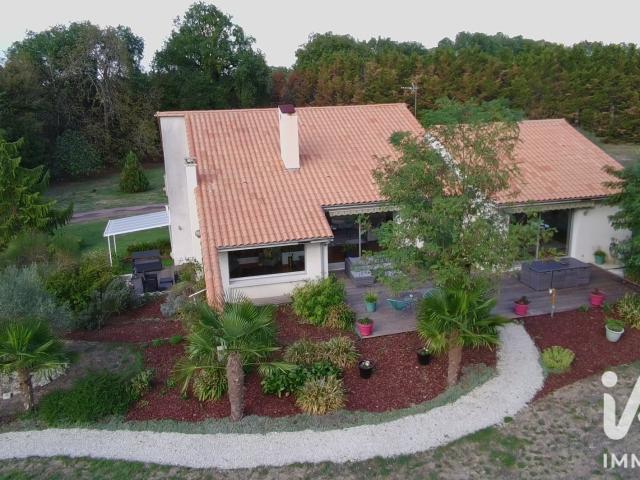 Maison vente à Sauzé-Vaussais, Sauzé-entre-Bois