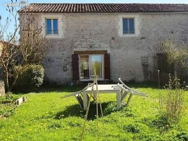 Maison vente à Confolens, Ranville-breuillaud