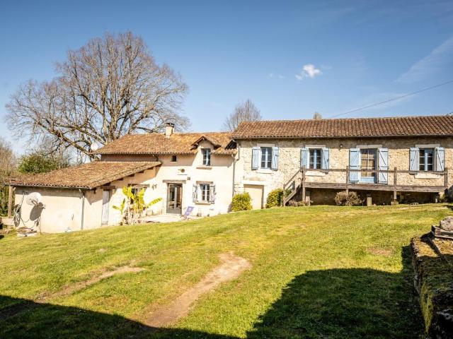 Maison vente à Nontron, Bussac