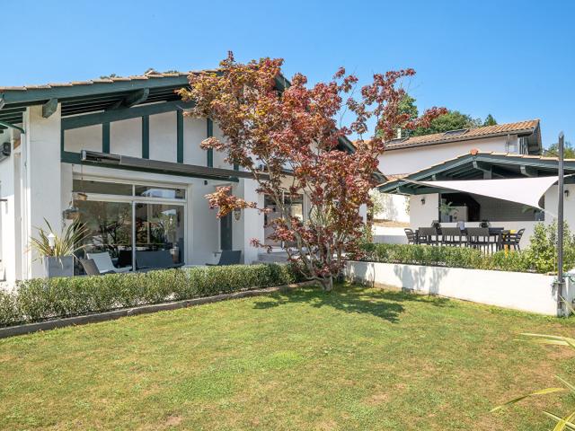 Maison vente à Lapurdi, Saint-Pée-sur-Nivelle