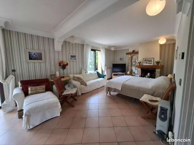 Maison vente à Bergerac, Lanquais