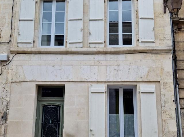 Maison vente à Le Maine Léze, Châteauneuf-sur-Charente
