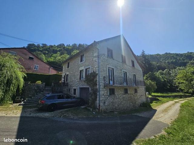 Maison vente à Saint-Claude, Lect