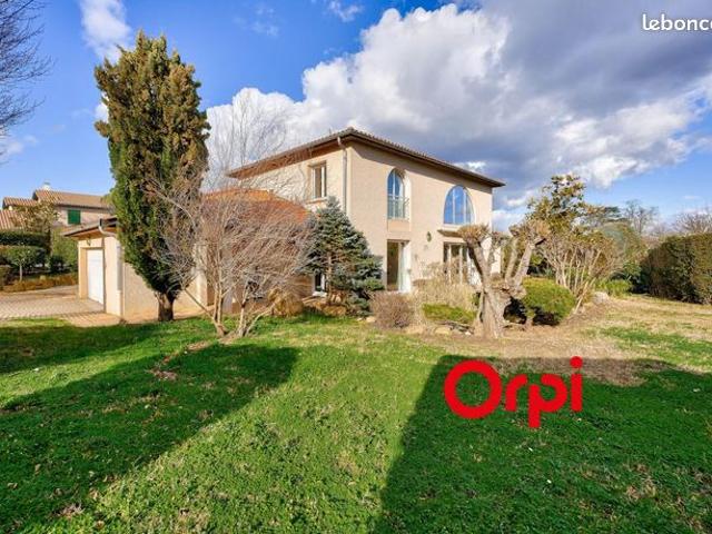 Maison vente à Saint-Amand-Montrond, Charly